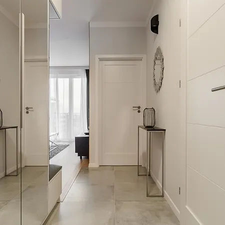 1Bed Apartment With Gym - P&O Varsovia Exterior foto
